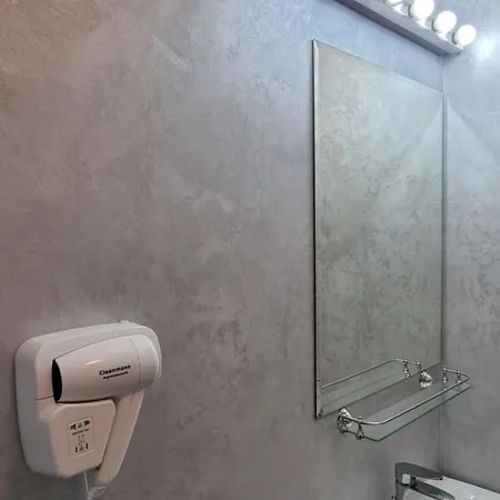 ゲストハウス Ery 3*